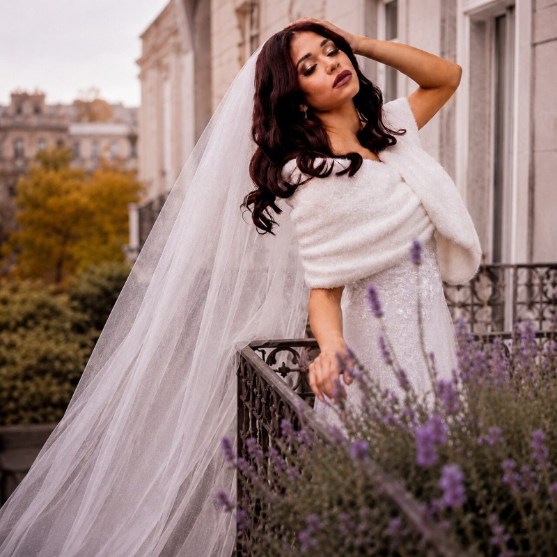 White Glitter Wedding Veil – Bridal Veil with a Delicate Sparkle